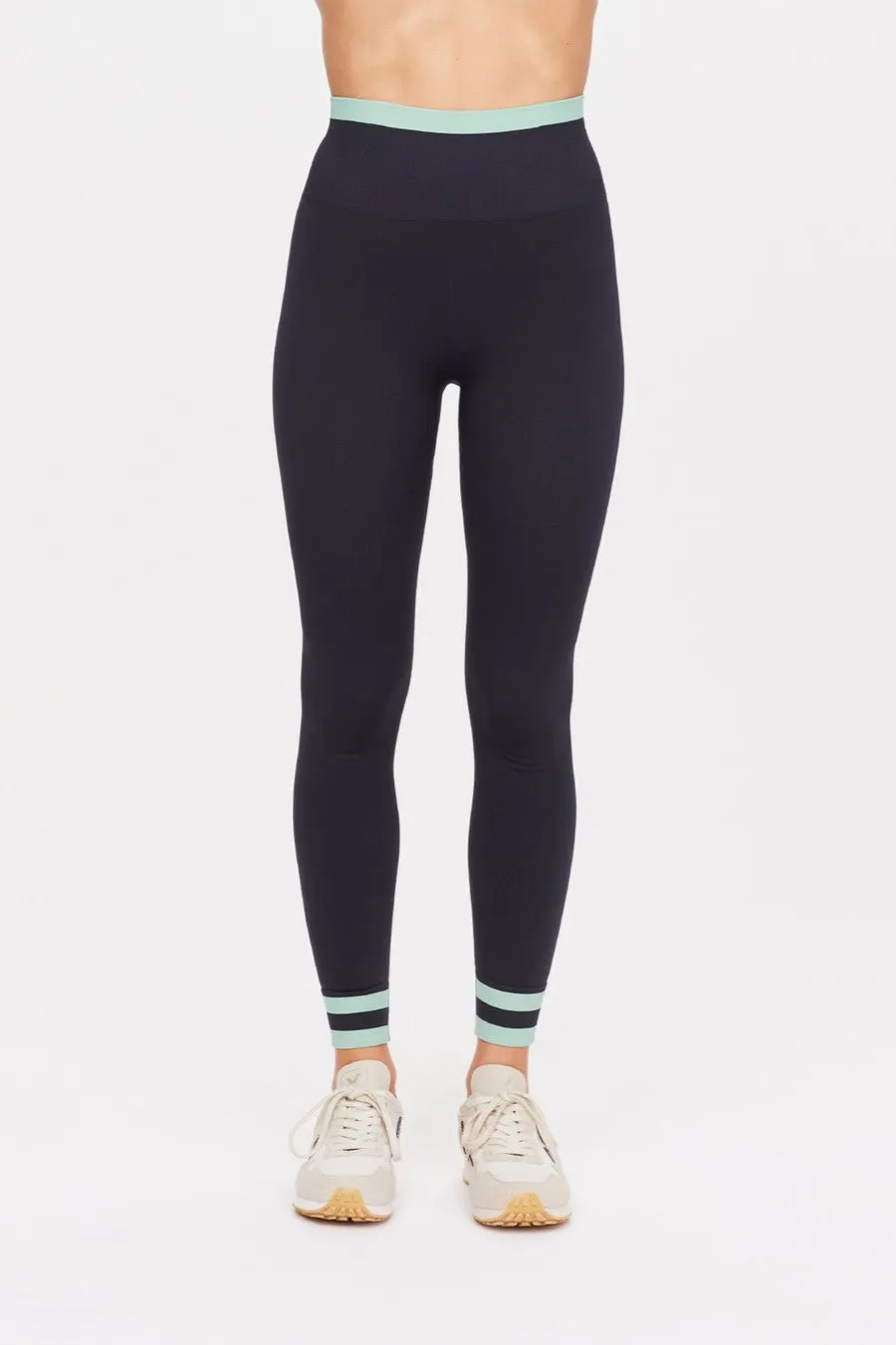 Form Seamless Midi Pant | Navy