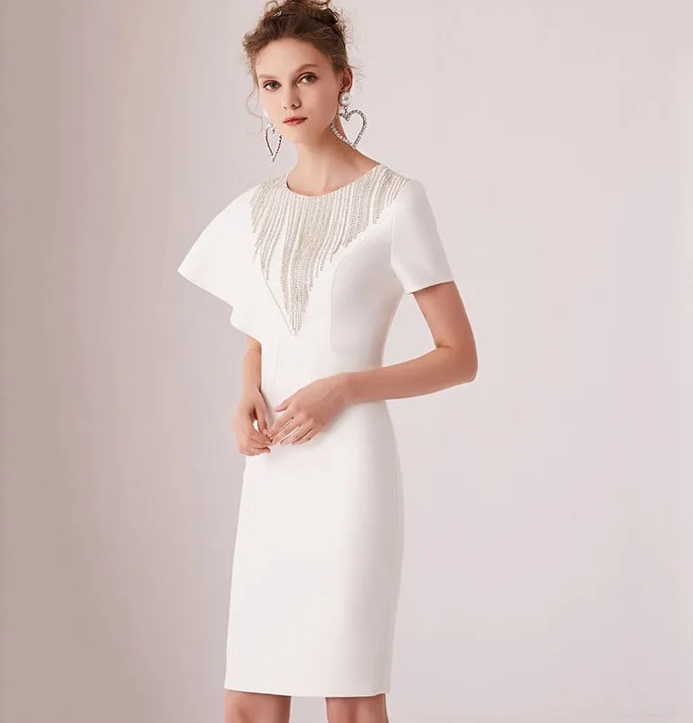 Gorgeous high end white small dress skirt can usually wear banquet host dress- Etia